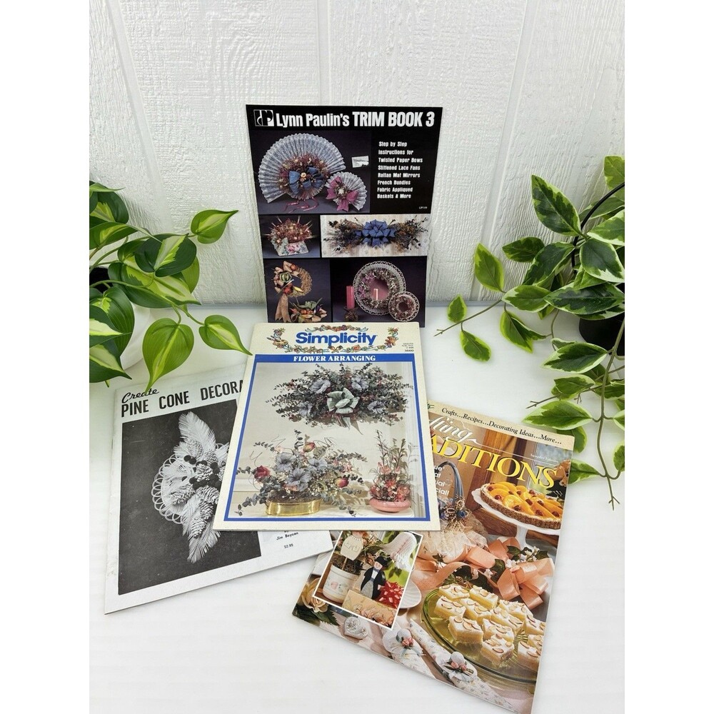Lot of 4 Paper Twist Ribbon Bows Decor Projects Craft Booklets Flowers Fans Vtg